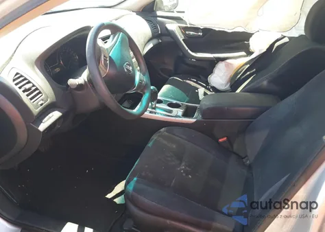 2013 Nissan Altima 2.5 из США, поврежденный, VIN 1N4AL3AP0DN524739